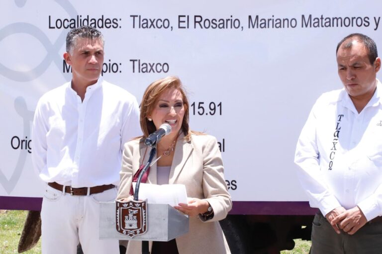 Gobernadora Lorena Cuéllar dio Banderazo de Rehabilitación de Carreteras en Tlaxco