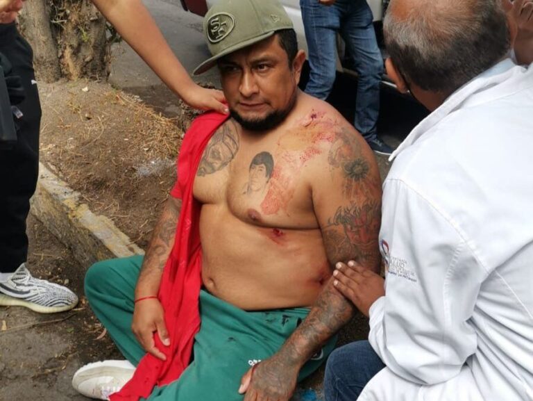 Identifican a hombre baleado en centro de vacunación de Puebla