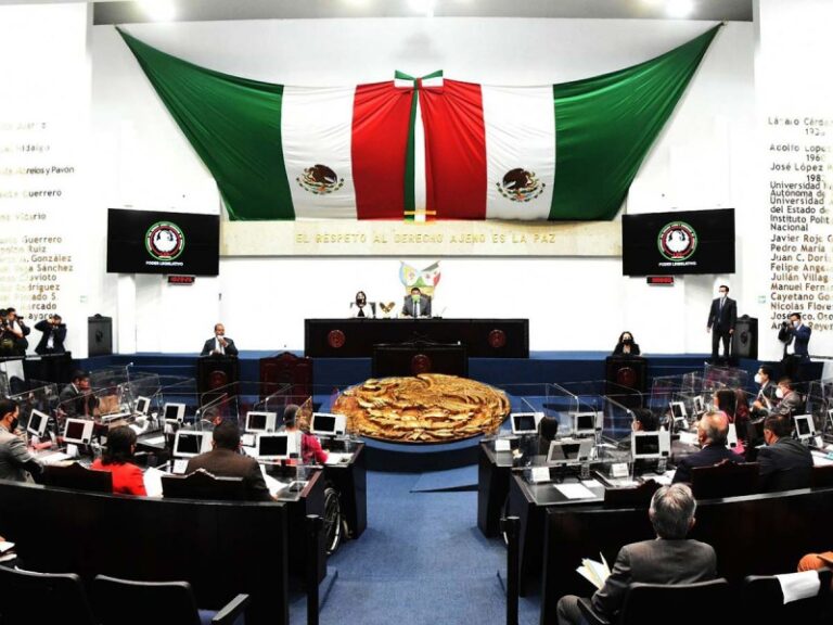 Congreso suspende a regidor acusado de golpear a su hijo de 5 años