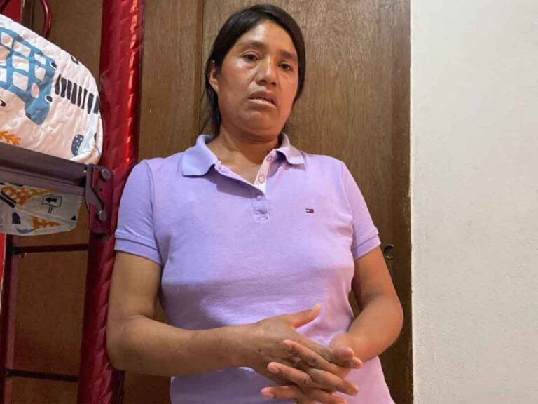 Padres de niño quemado por sus compañeros siguen buscando justicia