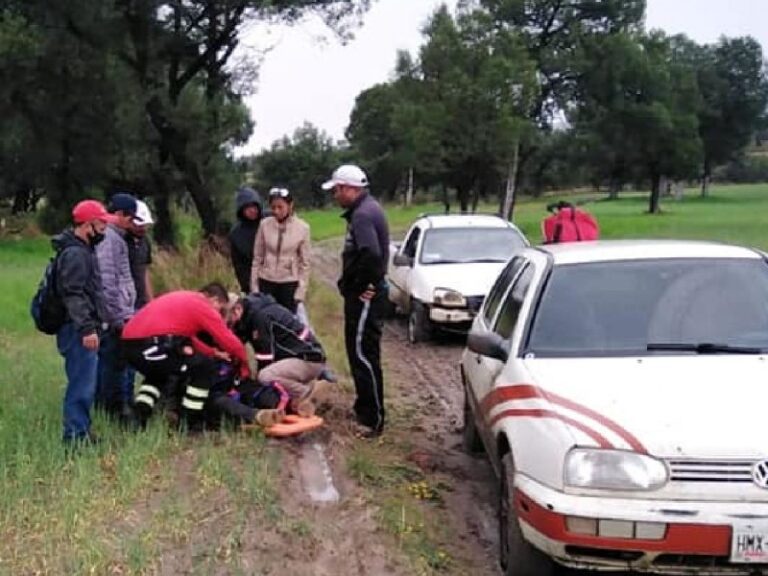 Rayo impacta a campesino en Hidalgo y muere