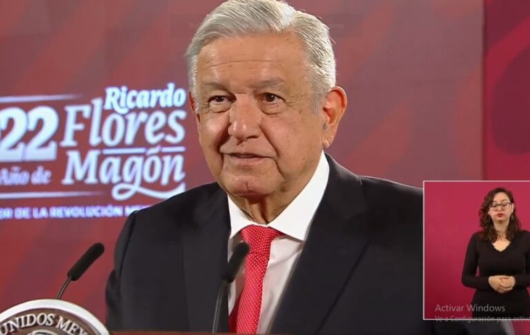 AMLO afirma que médicos cubanos tendrán mismo salario que mexicanos