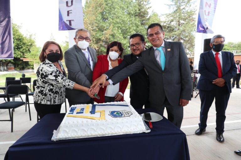 Conmemora la Escuela Normal Federal «Emilio Sánchez Piedras» su 47 Aniversario