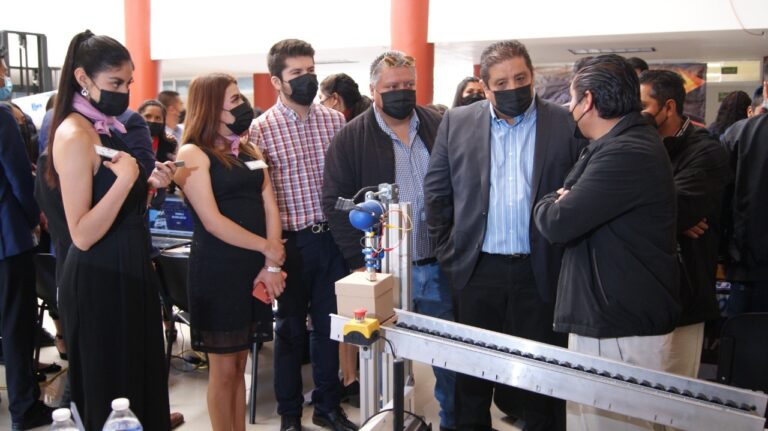 Realizó UPTrep primera expo empresarial