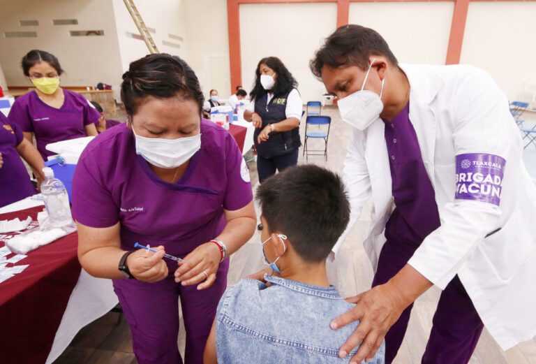 Participa Sedif en Jornada Nacional de Vacunación Anti Covid Para Niñas y Niños