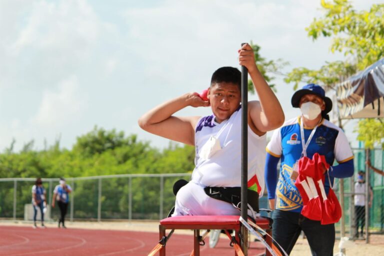 Respalda Gobierno del Estado a deportistas que acudirán a campeonato de para atletismo