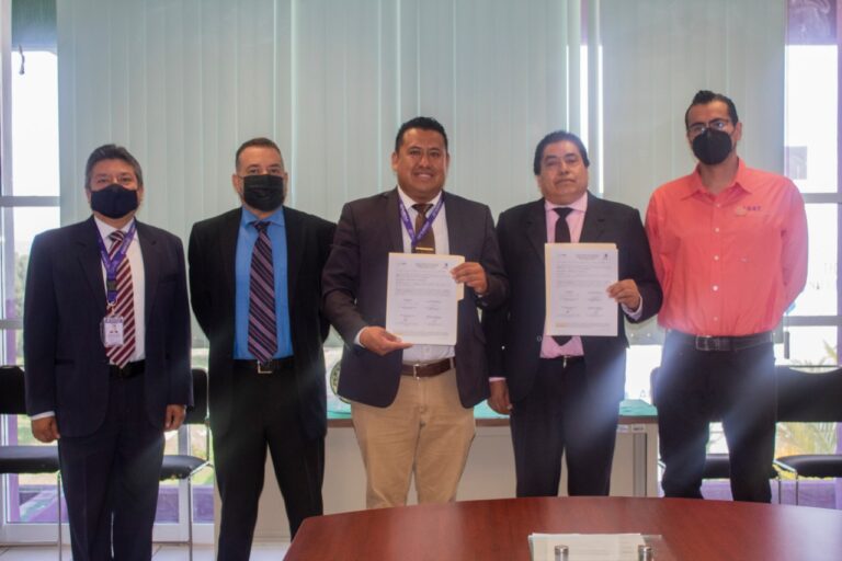 Firman convenio Tecnológico de Tlaxco y Casa de las Artesanías