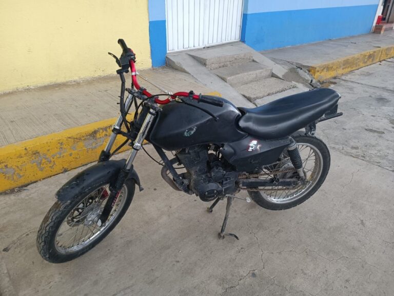 Asegura SSC a dos sujetos por posesión de enervantes