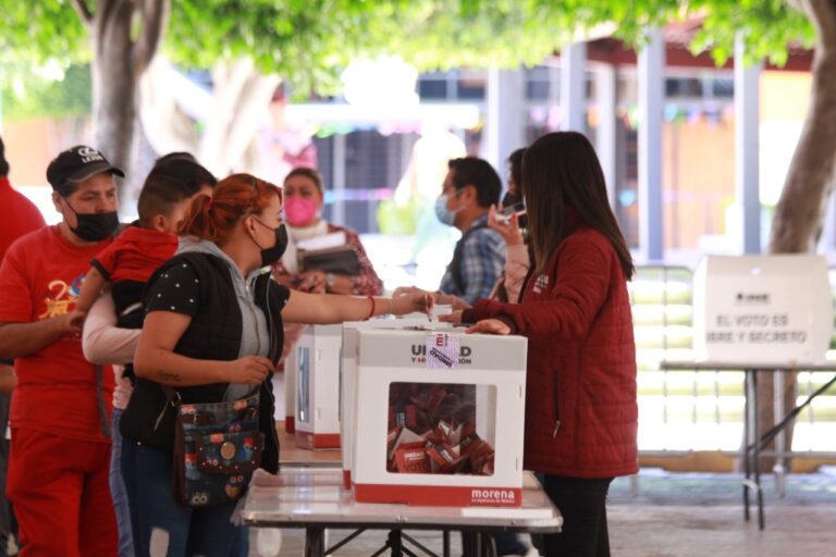 Transcurren Asambleas de Morena en Calma y con Amplia Participación