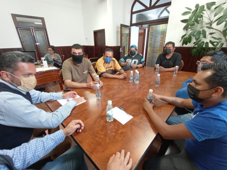 Segob atendió a conductores de diversas plataformas digitales de transporte público