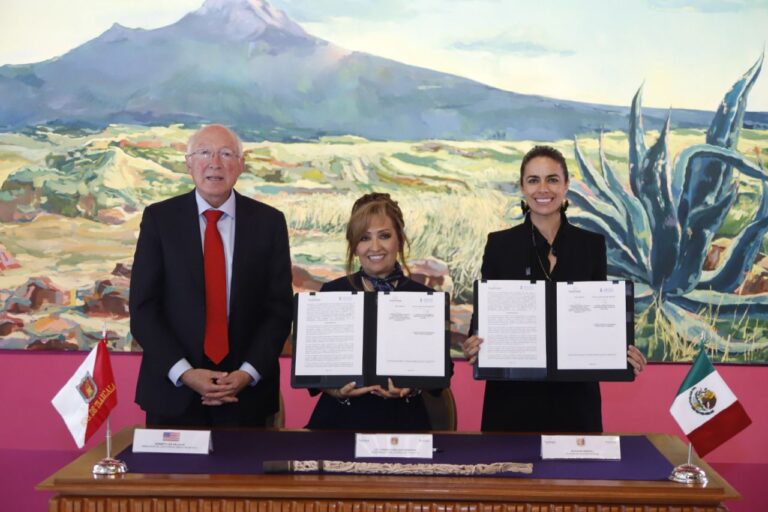 Firmaron Gobierno del Estado y Casa Anthus Convenio de Para Atender a Víctimas de Trata