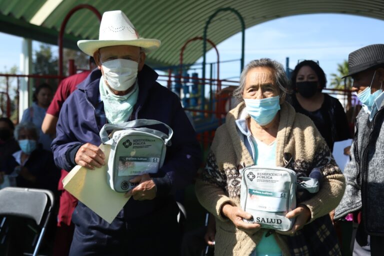 Inició APBET jornada de entrega de auxiliares auditivos y prótesis dentales