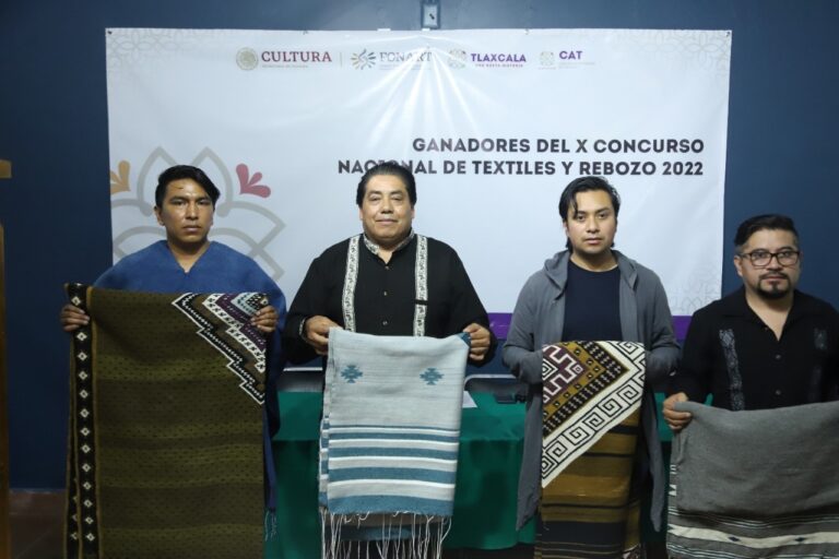 Obtienen Artesanos Tlaxcaltecas Premios del X Concurso Nacional de Textiles y Rebozo