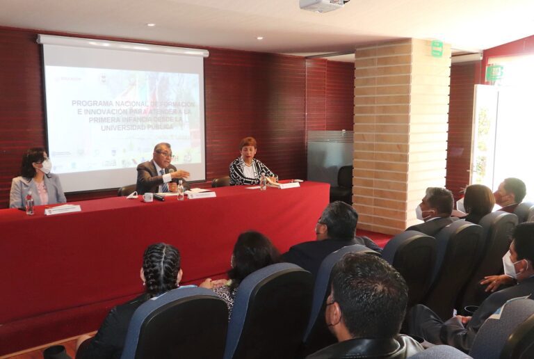 Presenta UATx avances del programa nacional de atención a la primera infancia