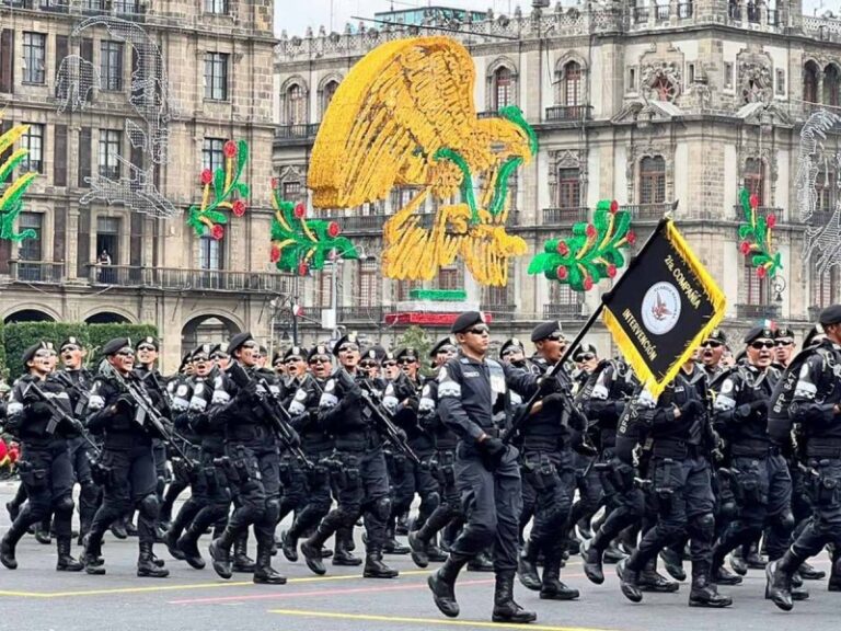 Trescientas mil personas disfrutaron desfile militar en CDMX