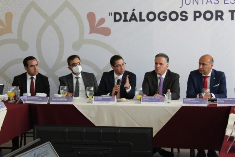 Sedeco y Coparmex reúnen a empresarios para hablar sobre movilidad ferroviaria