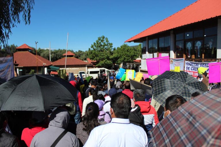 Ordena Blanca Águila repartir dinero como “apoyo” a sindicalizados para que sigan en protesta