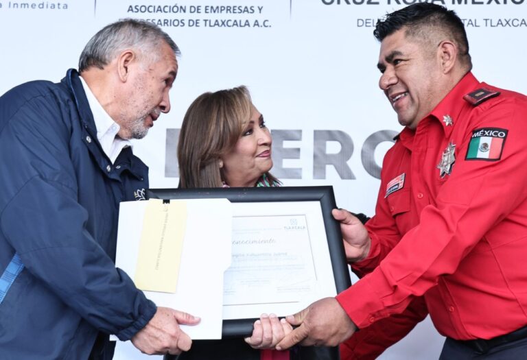 Entregó Gobernadora apoyos en materia de emergencias para CIX de Tetla