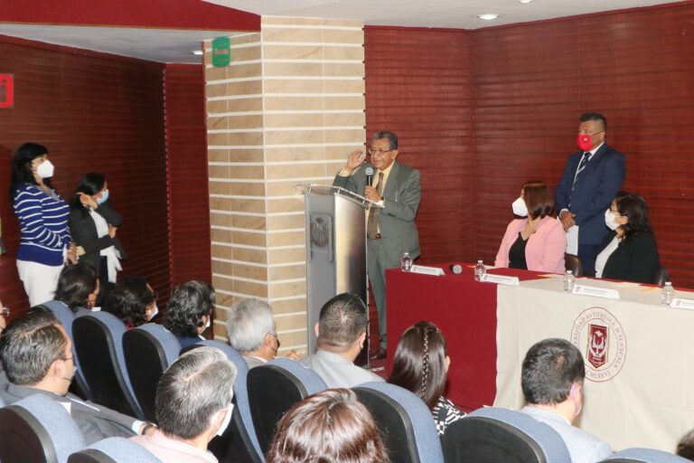 Verifica UATx sus Procesos de Calidad