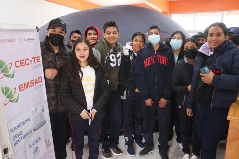Acerca el CECyTE-EMSaD divulgación científica mediante Universum UNAM
