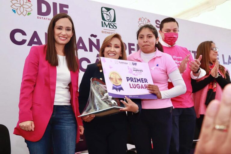 Da Banderazo Gobernadora a Campaña Permanente de la Lucha Contra el Cáncer de Mama
