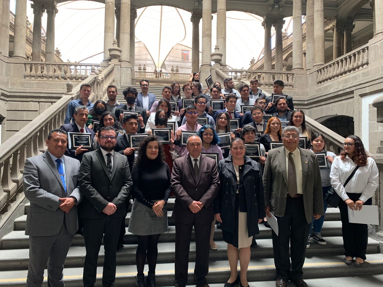 Estudiantes del ITST obtienen 2do lugar a nivel nacional en rally latinoamericano