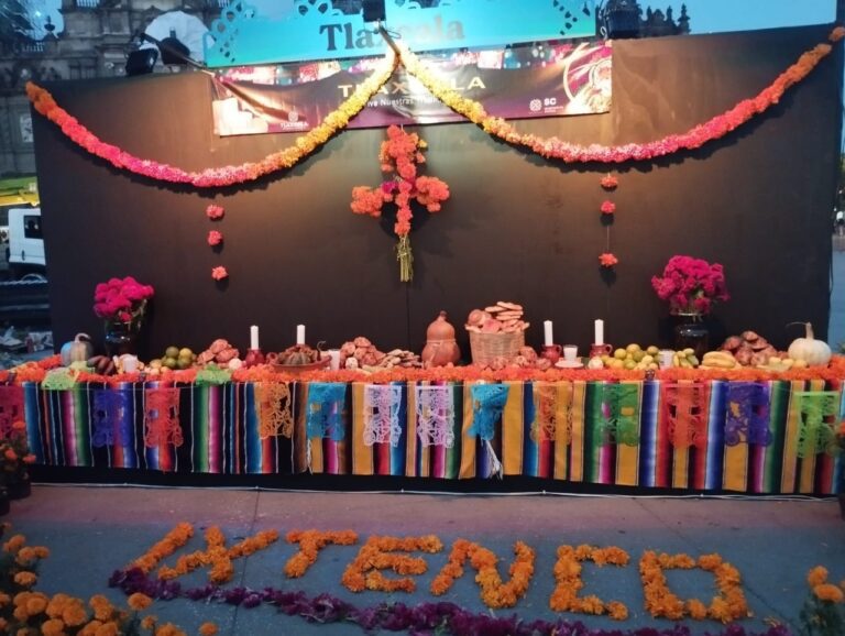 Muestra Tlaxcala su Grandeza Cultural en la Ofrenda Monumental de la Cdmx