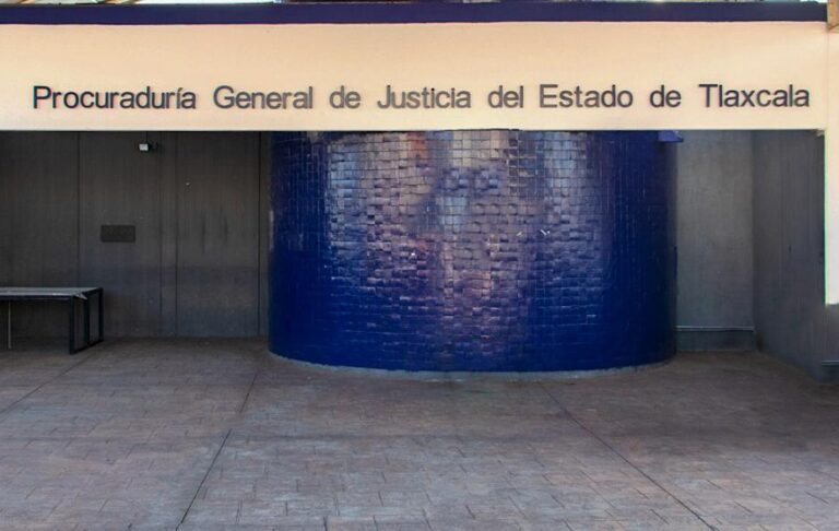 Vinculan a proceso a cinco mujeres y cinco hombres por despojo: PGJE