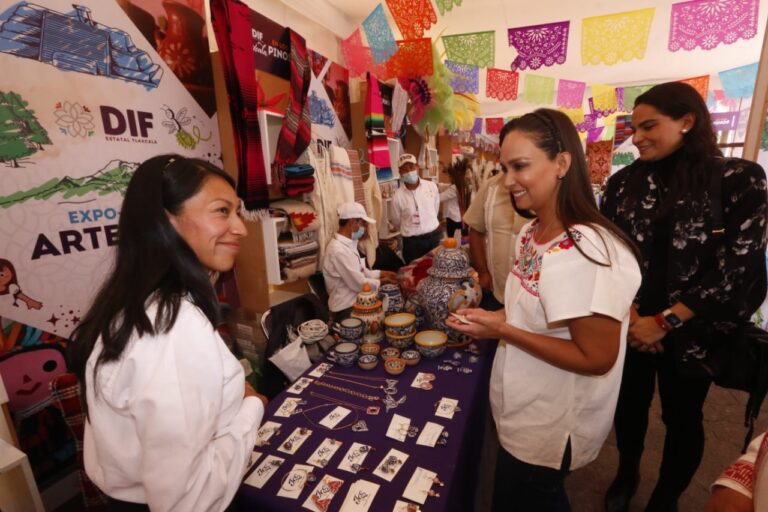 Tlaxcala Cautiva a Ciudad de México en los Pinos