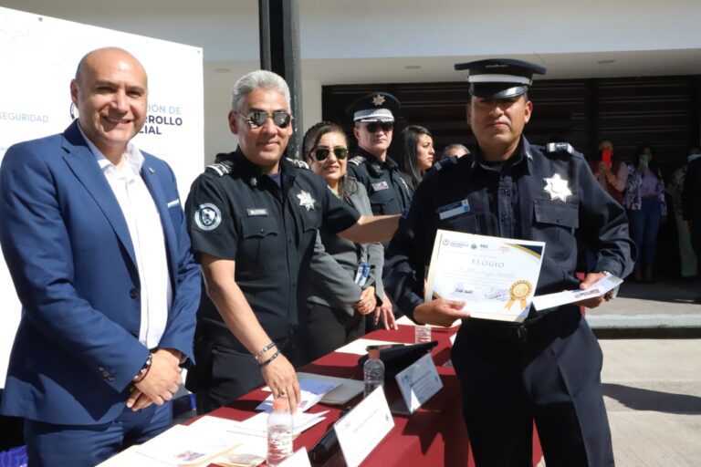 Continúa SSC con Entrega de Elogios y Certificados Únicos Policiales