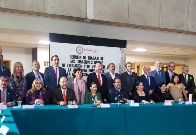 Cumple UATx con la Entrega de Estados Financieros Auditados