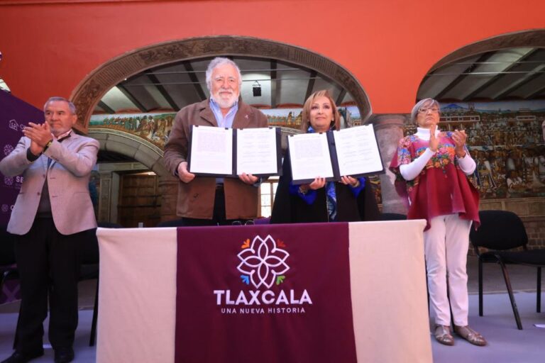 Signan Gobiernos Estatal y Federal Convenio Marco en Materia de Población