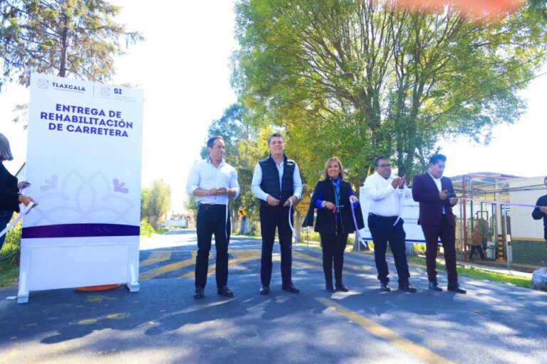 Entregó Gobernadora Lorena Cuéllar Obra Pública en Tetlatlahuca y Zacatelco