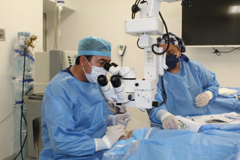 Ahorraron Familias 3.9 mdp con Cirugías Gratuitas de Cataratas