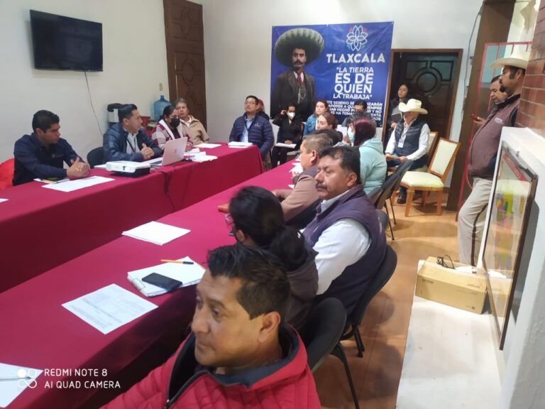 Realiza SIA reuniones de prevención de la influenza aviar