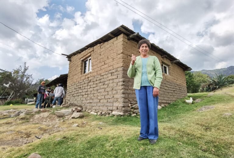 Gobierno Estatal Benefició a más de 5 mil Tlaxcaltecas con Programa «Puertas y Ventanas Para tu Hogar»