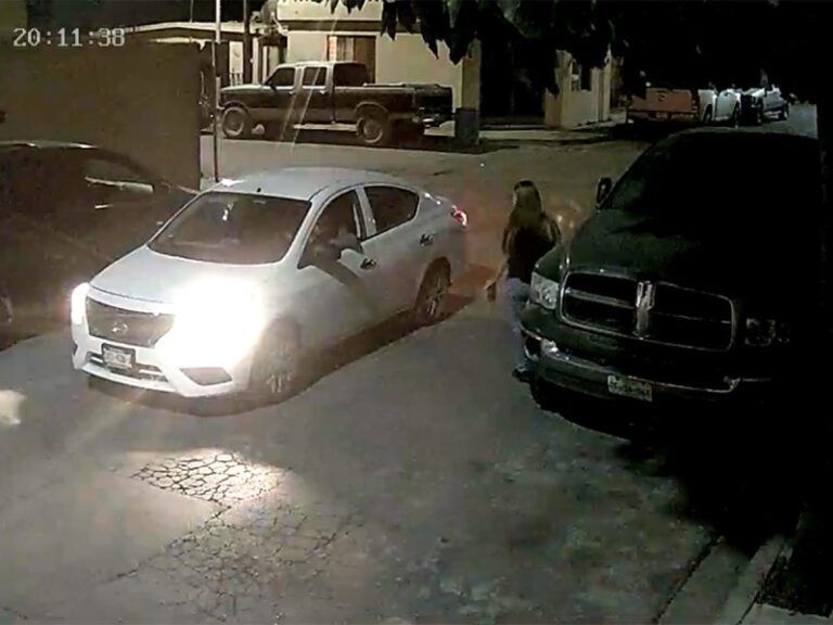 Video: Jovencita se salva de secuestro; automovilista quería llevársela