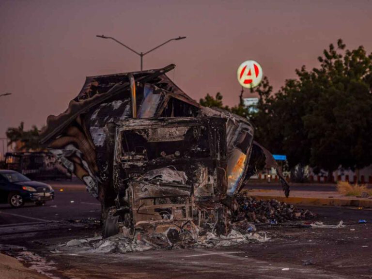 Estiman pérdidas de hasta 900 mdp tras violencia en Culiacán por captura de Ovidio Guzmán