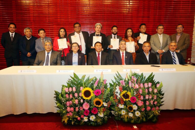 Gradúa UATx primera generación de especialistas en cuencas hidrográficas