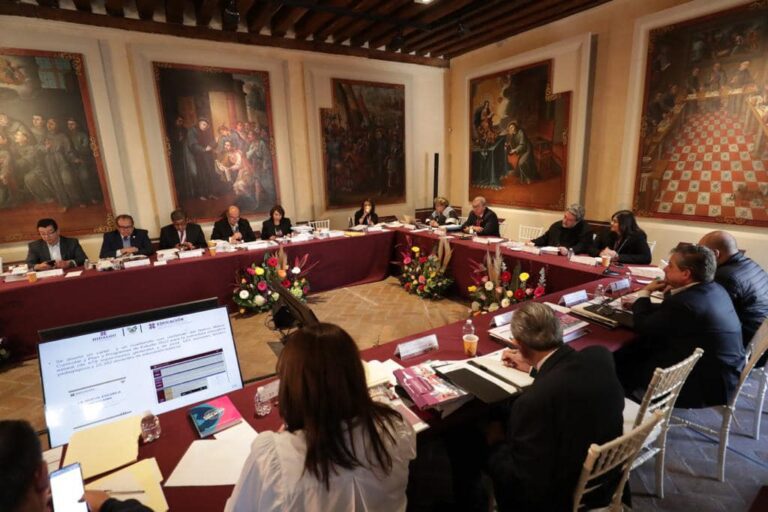 Acuerdan Secretarios unir esfuerzos para mejorar la educación de la región Centro-Bajío