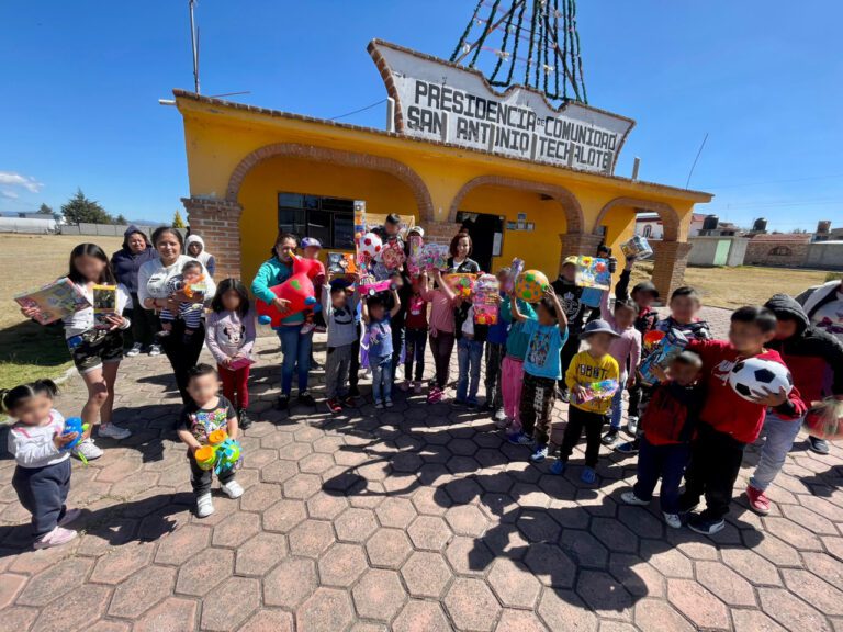 Entregó IDET Juguetes a Niñas y Niños de Comunidades Vulnerables en Tlaxcala
