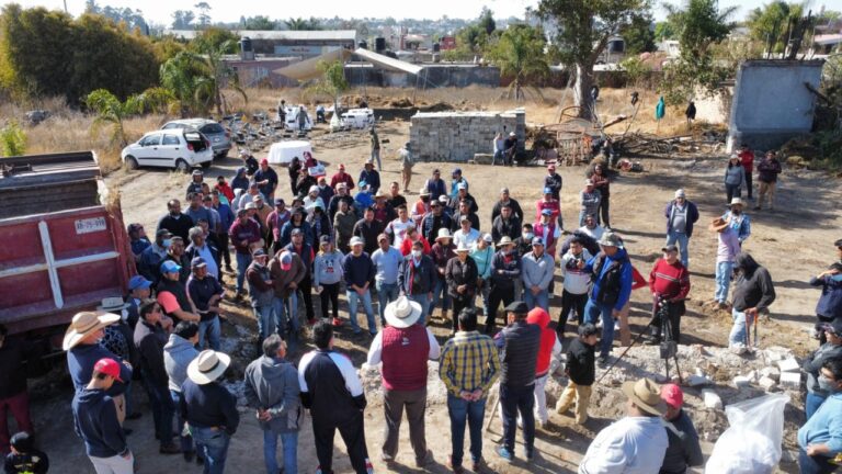 Plantel 05 del Cobat de Papalotla, Insuficiente Para la Formación de Estudiantes