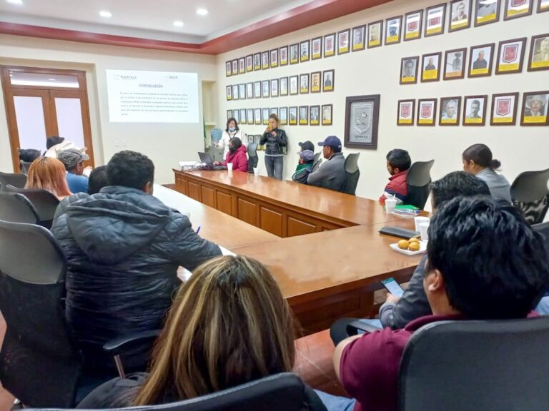 Policías Municipales y Servidores Públicos reciben capacitación en temas de combate anticorrupción: PGJE