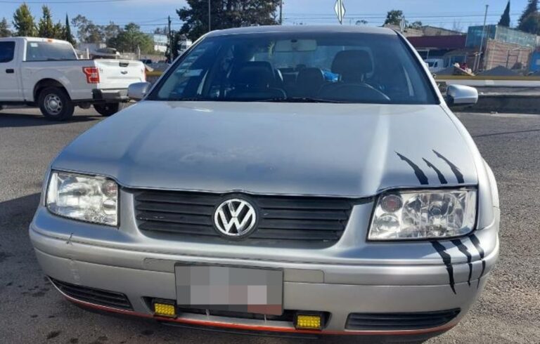 Asegura PGJE vehículo con reporte de robo