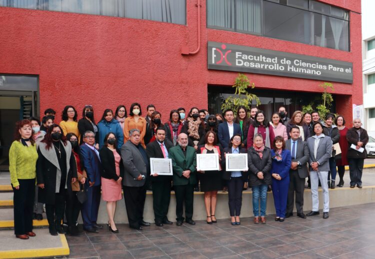 01 Concreta UATx programas educativos de calidad en Ciencias para el Desarrollo Humano