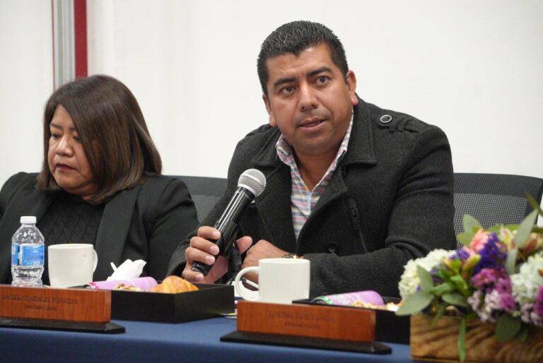 Cuestiona diputado Jaciel González Hernández la situación de las escuelas normales