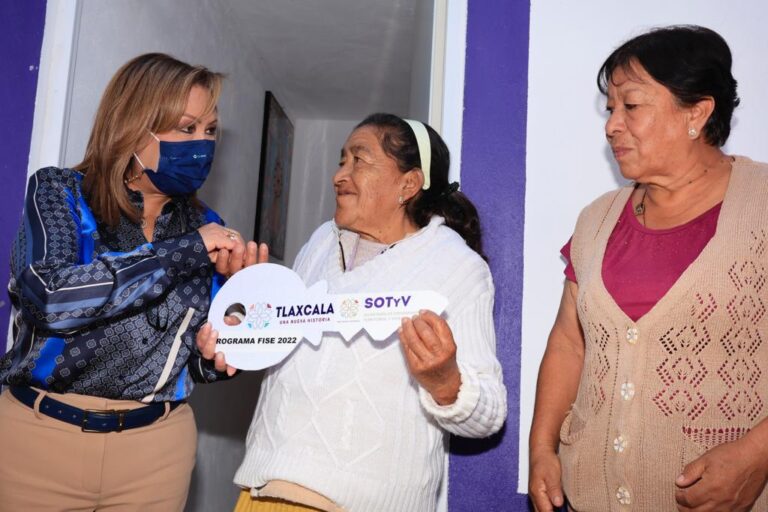Benefició Gobernadora Lorena Cuéllar con Acciones de Vivienda a 52 familias de Natívitas