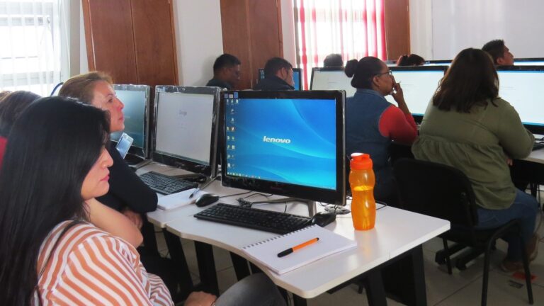 Abre Coltlax maestría en política y acción pública