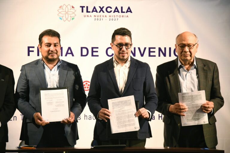 Acuerdan instalar sala de cine de arte en el Munati