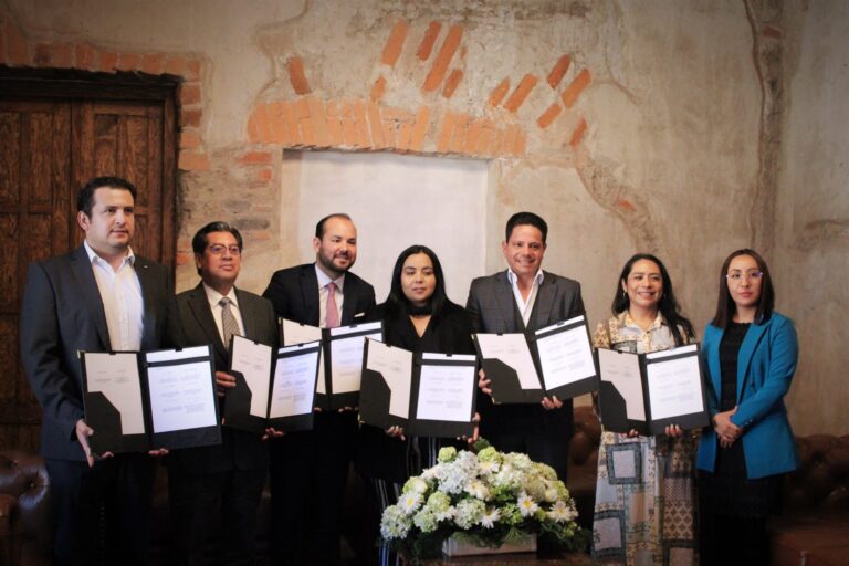 Tlaxcala es sede de reunión y firma de convenio con autoridades ambientales de la zona centro del país